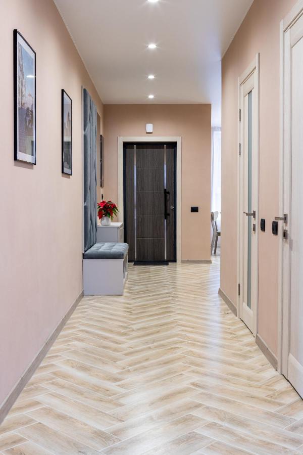 Stare Misto Premium Apartment Lviv Buitenkant foto