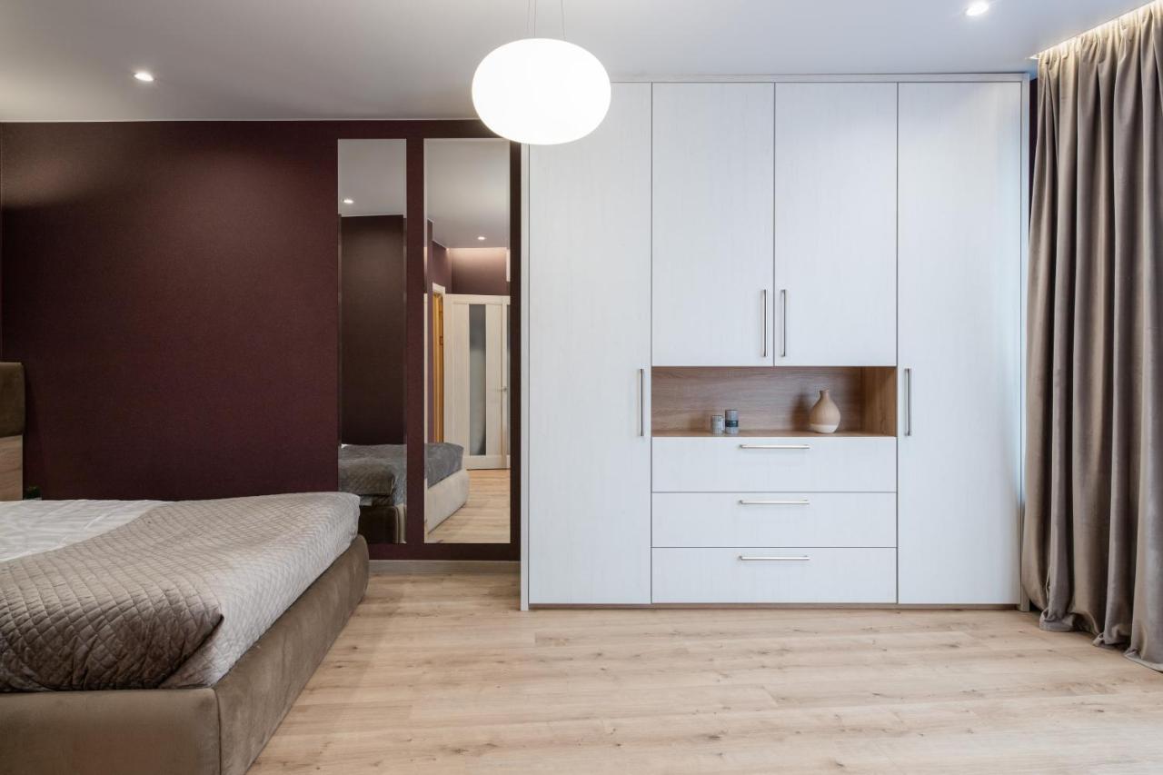 Stare Misto Premium Apartment Lviv Buitenkant foto